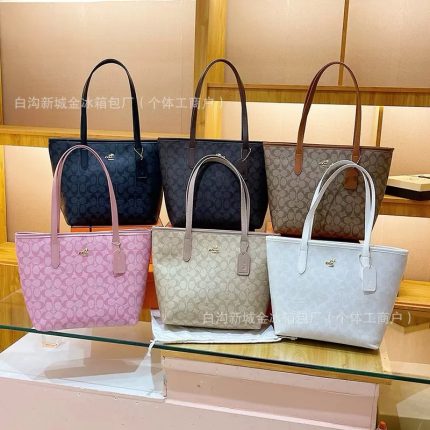 Coach tote b